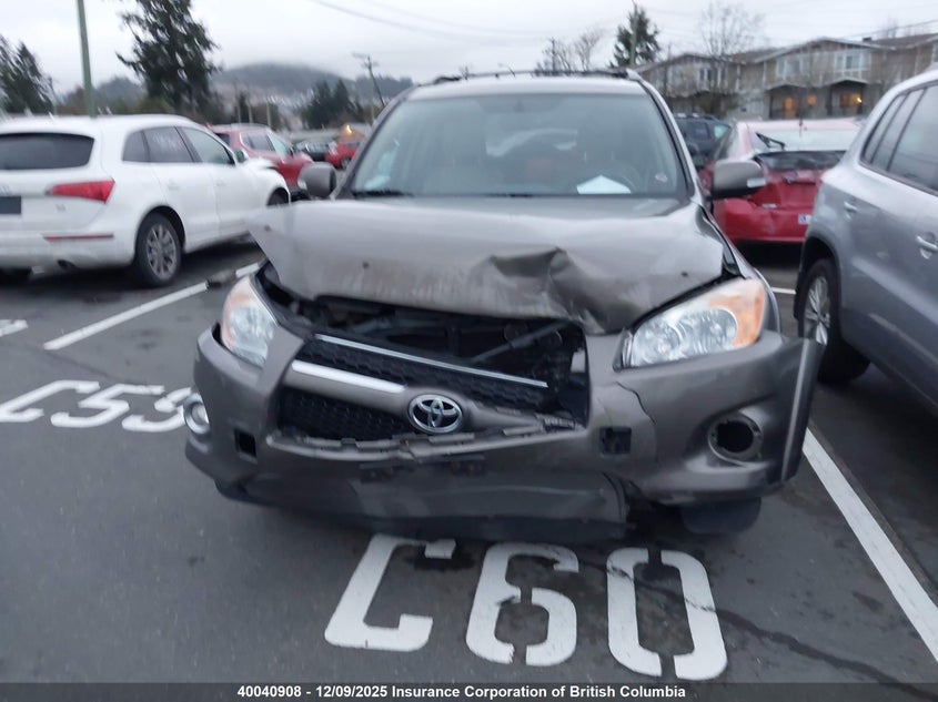 2T3DF4DV9BW146702 2011 TOYOTA RAV 4 photo no. 12
