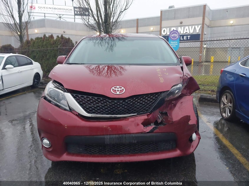 5TDXK3DCXFS538564 2015 TOYOTA SIENNA photo no. 12
