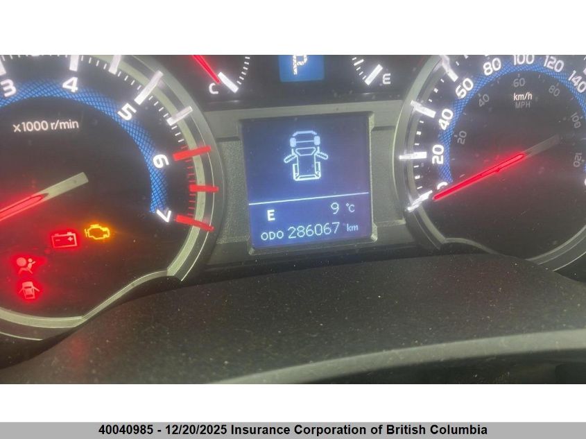 2015 Toyota 4Runner Sr5/Limited/Trail/Trd Pro VIN: JTEBU5JR9F5214189 Lot: 40040985