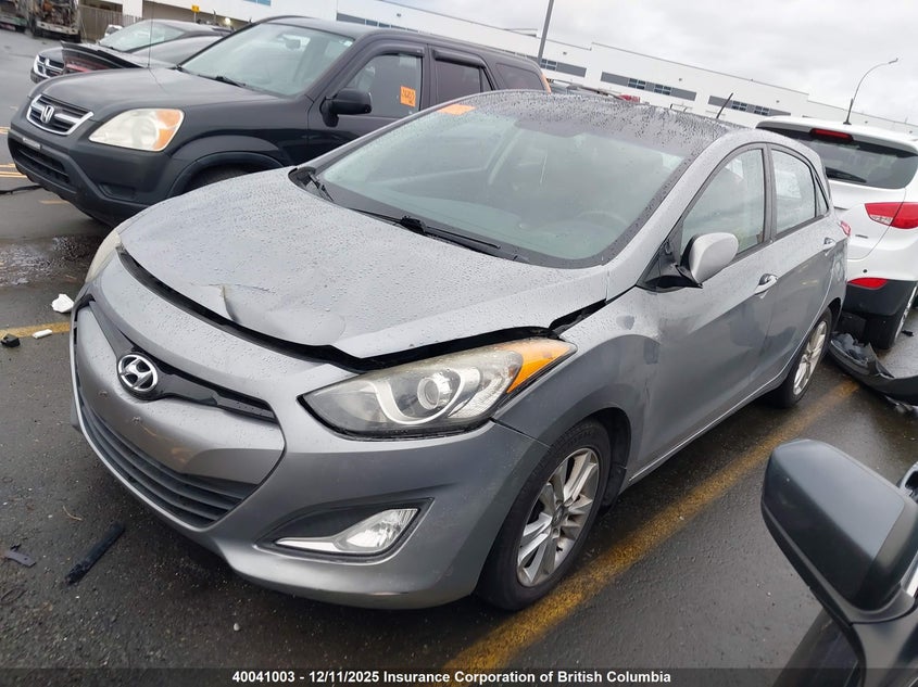 KMHD35LE5DU070620 2013 HYUNDAI ELANTRA photo no. 2