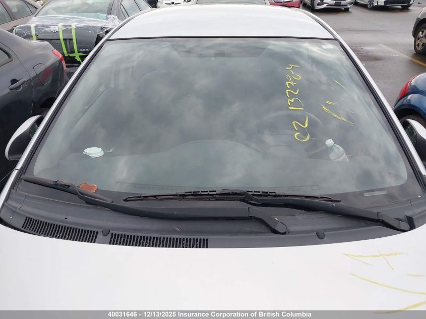 2008 Toyota Yaris VIN: JTDBT923281220354 Lot: 40031646