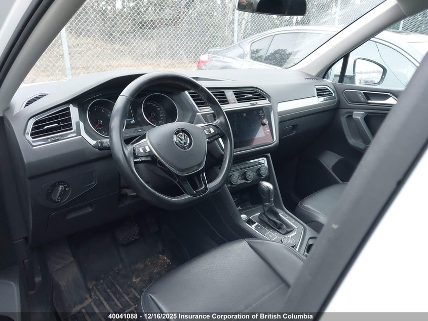 3VV2B7AX2JM036909 2018 VOLKSWAGEN TIGUAN photo no. 20