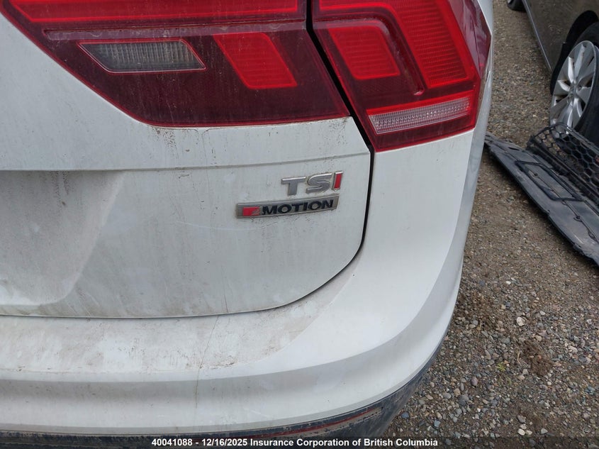 3VV2B7AX2JM036909 2018 VOLKSWAGEN TIGUAN photo no. 21
