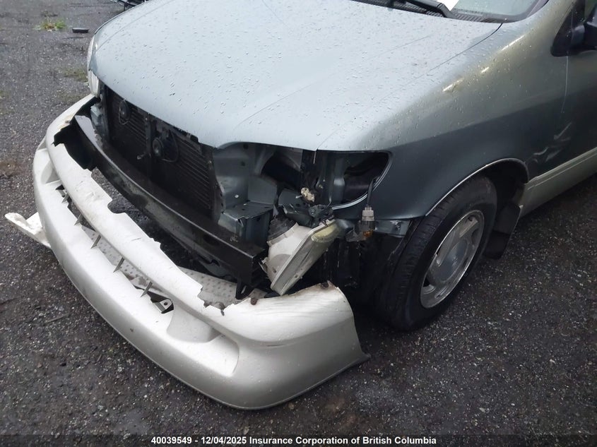 4T3ZF13C7YU229266 2000 TOYOTA SIENNA photo no. 2