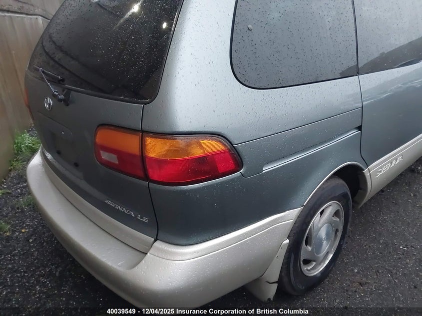 4T3ZF13C7YU229266 2000 TOYOTA SIENNA photo no. 4