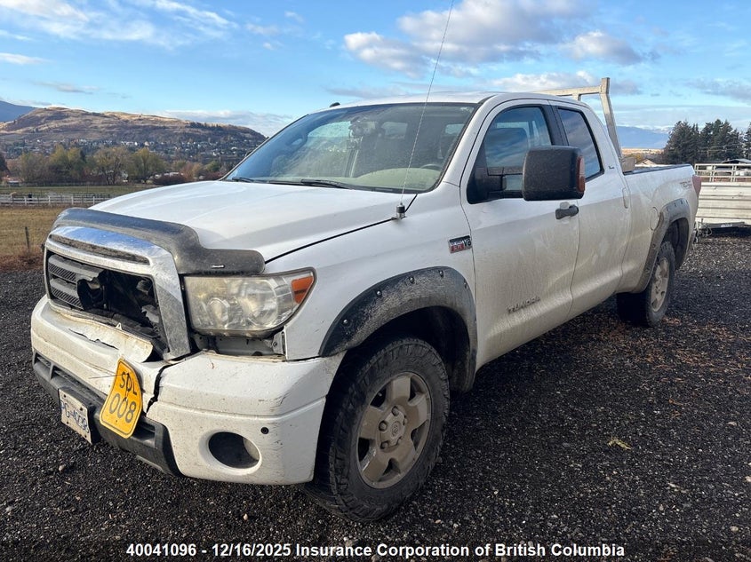 5TFUY5F11BX172071 2011 TOYOTA TUNDRA photo no. 2