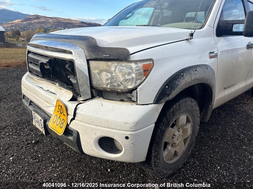 5TFUY5F11BX172071 2011 TOYOTA TUNDRA photo no. 6