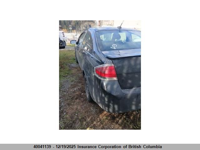 2009 Ford Focus VIN: 1FAHP32N49W175988 Lot: 40041139