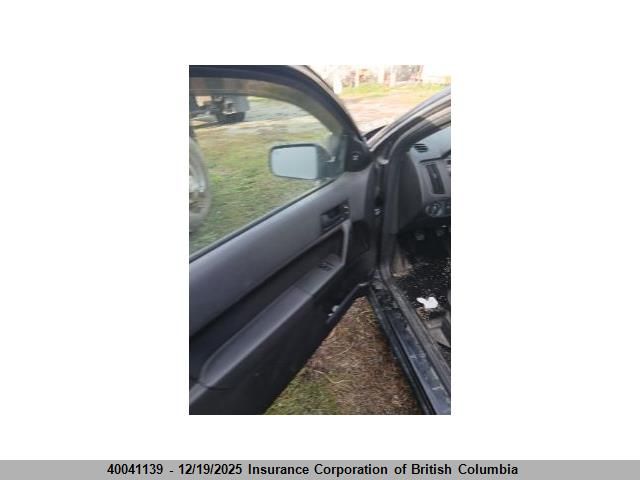 2009 Ford Focus VIN: 1FAHP32N49W175988 Lot: 40041139