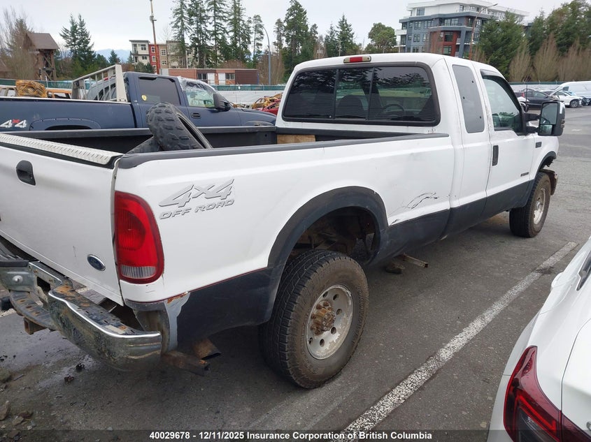 1FTSX31F6YEA96126 2000 FORD F350 photo no. 4