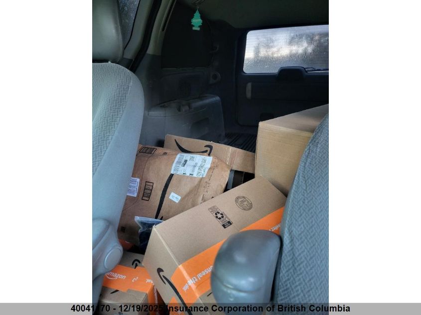 2005 Dodge Grand Caravan C/V VIN: 1D4GP23R95B270665 Lot: 40041170