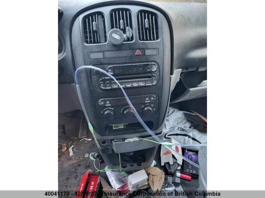 2005 Dodge Grand Caravan C/V VIN: 1D4GP23R95B270665 Lot: 40041170