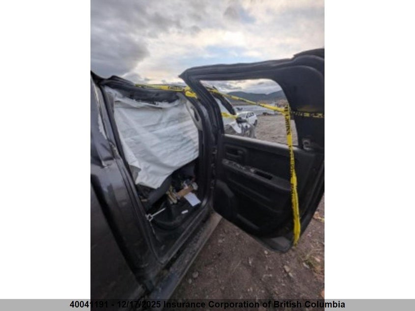 1C6RR7FG9KS661695 2019 RAM 1500 photo no. 14