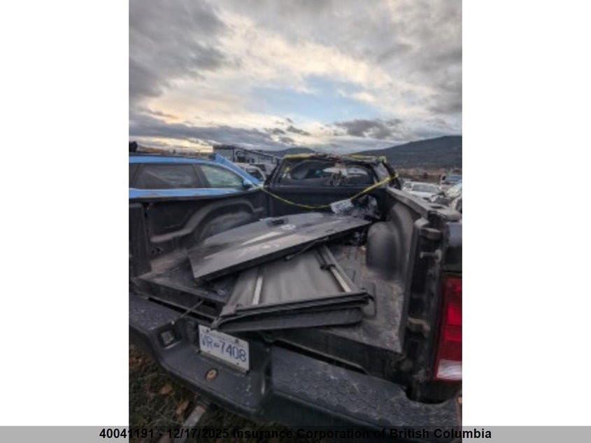 1C6RR7FG9KS661695 2019 RAM 1500 photo no. 5