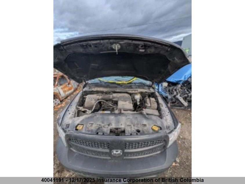1C6RR7FG9KS661695 2019 RAM 1500 photo no. 6