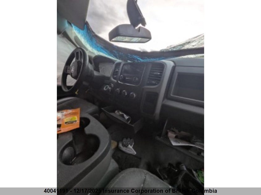 1C6RR7FG9KS661695 2019 RAM 1500 photo no. 8