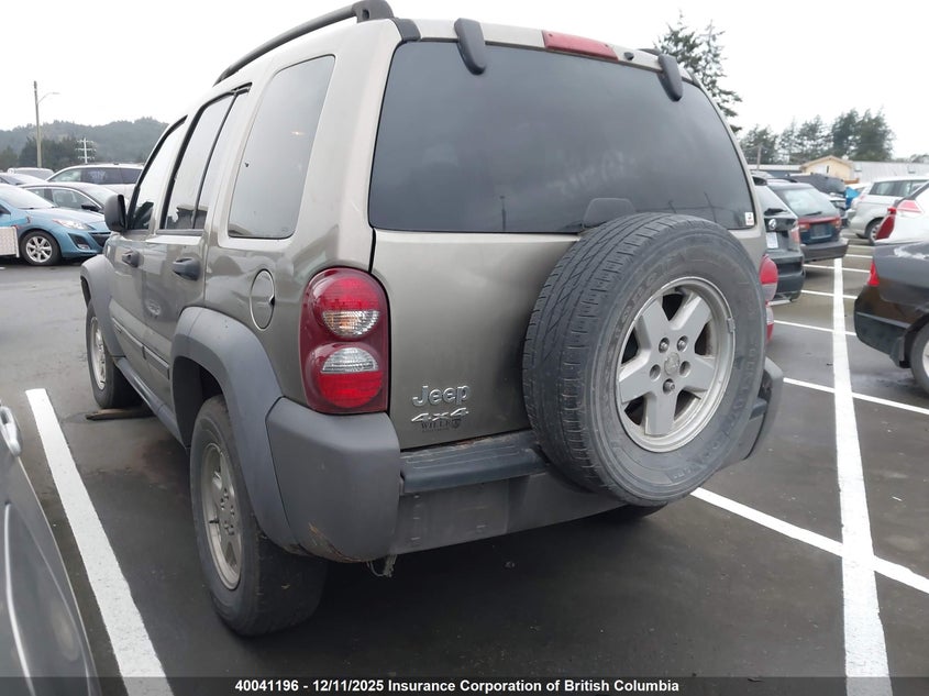 1J4GL48K06W277251 2006 JEEP LIBERTY (NORTH AMERICA) photo no. 3