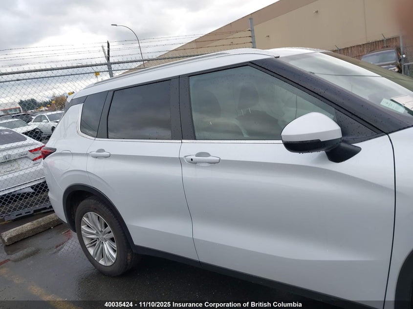 JA4J4VA87RZ629946 2024 MITSUBISHI OUTLANDER photo no. 13