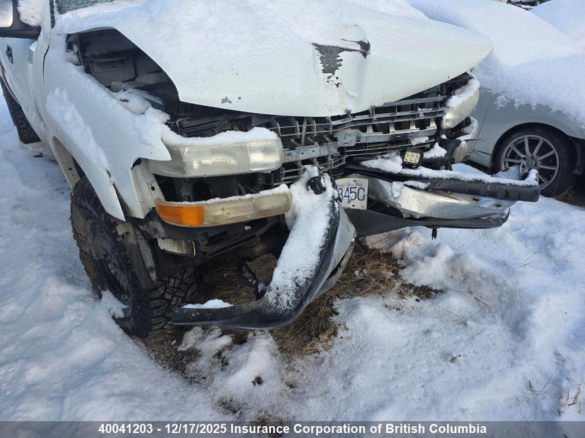 1GCEK19T1YE395923 2000 CHEVROLET SILVERADO photo no. 3