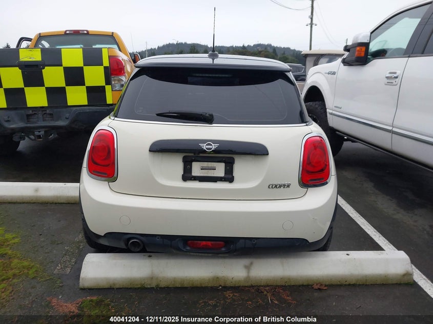 WMWXP5C54K2H30984 2019 MINI COOPER photo no. 16