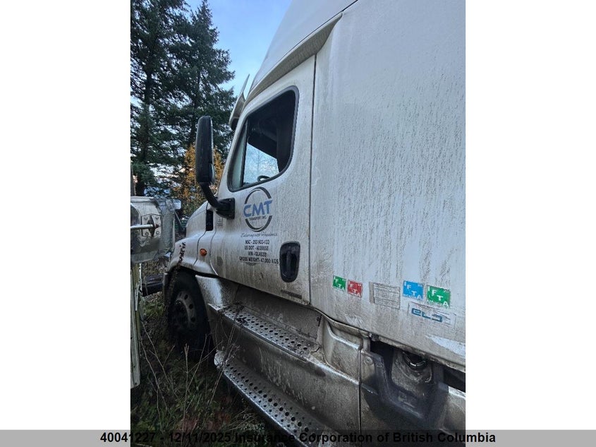 1FUJGLD52FLGL4520 2015   photo no. 9