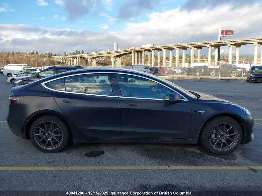 5YJ3E1EA8JF171460 2018 TESLA MODEL 3 photo no. 13