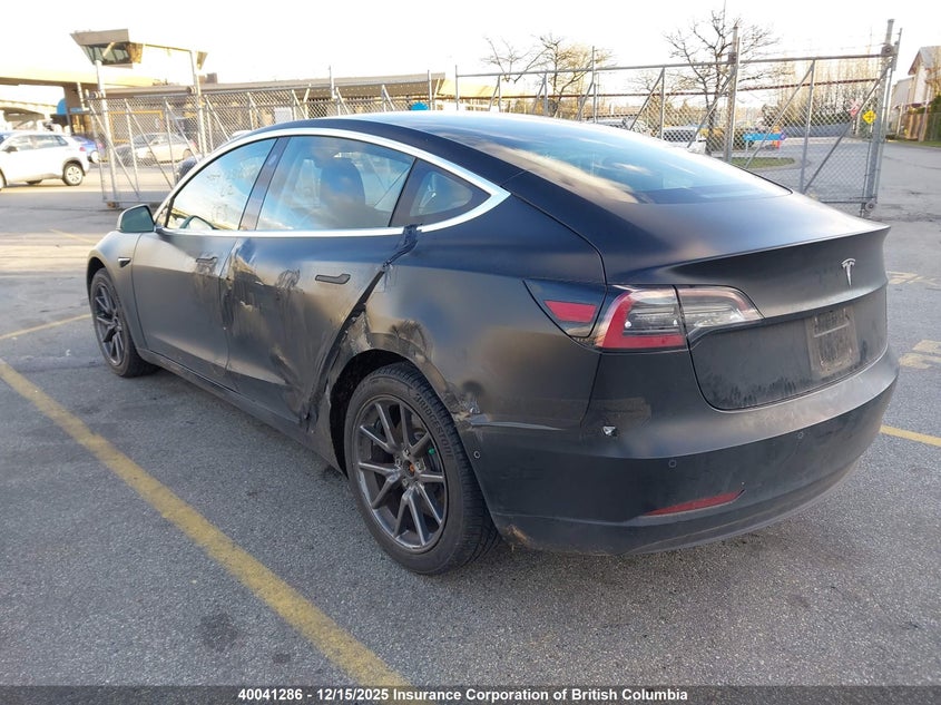 5YJ3E1EA8JF171460 2018 TESLA MODEL 3 photo no. 3