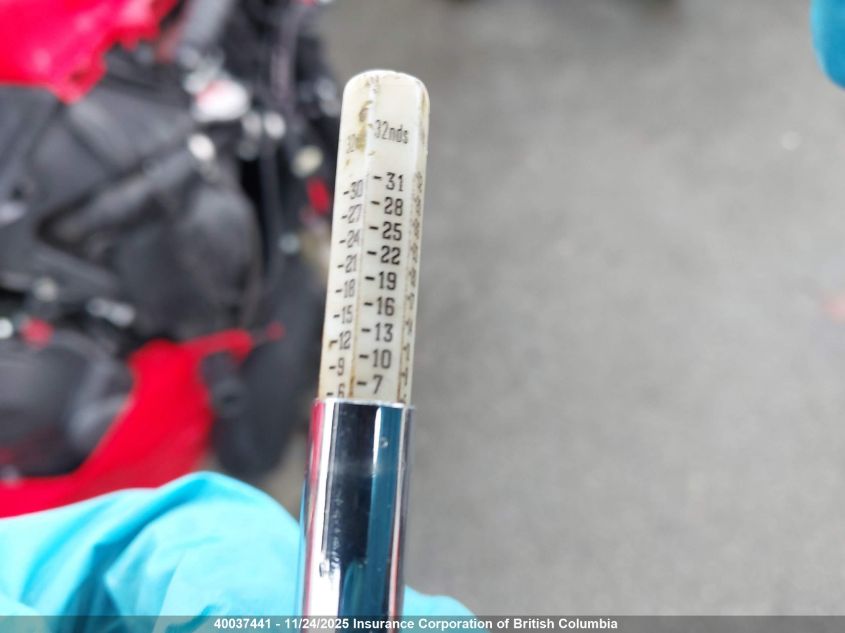 JH2PC4025DK600030 2013 HONDA CBR photo no. 20