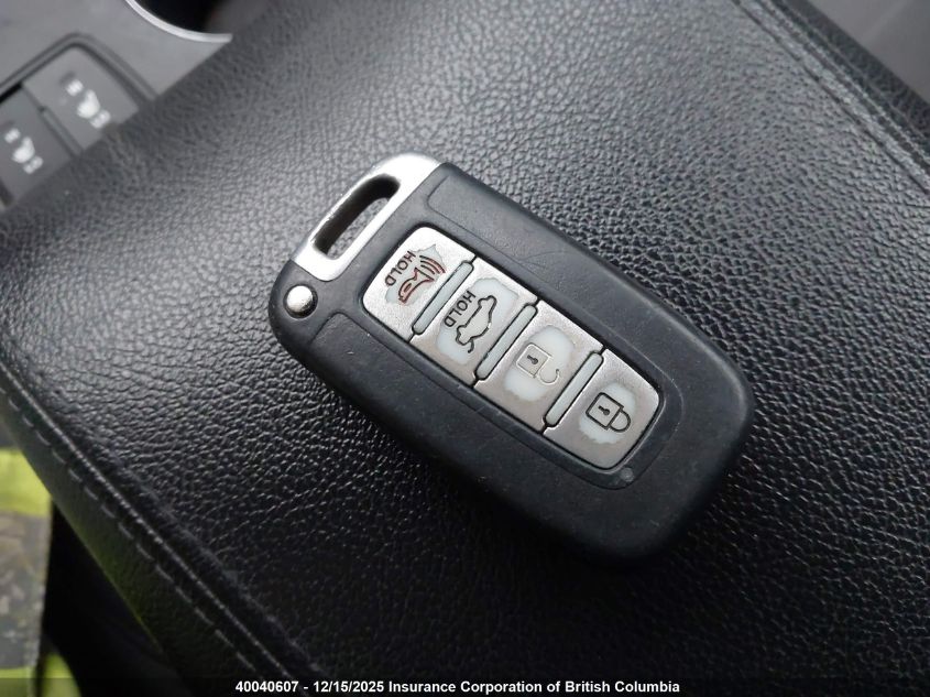 2012 Hyundai Sonata Hybrid Hybrid VIN: KMHEC4A46CA030832 Lot: 40040607