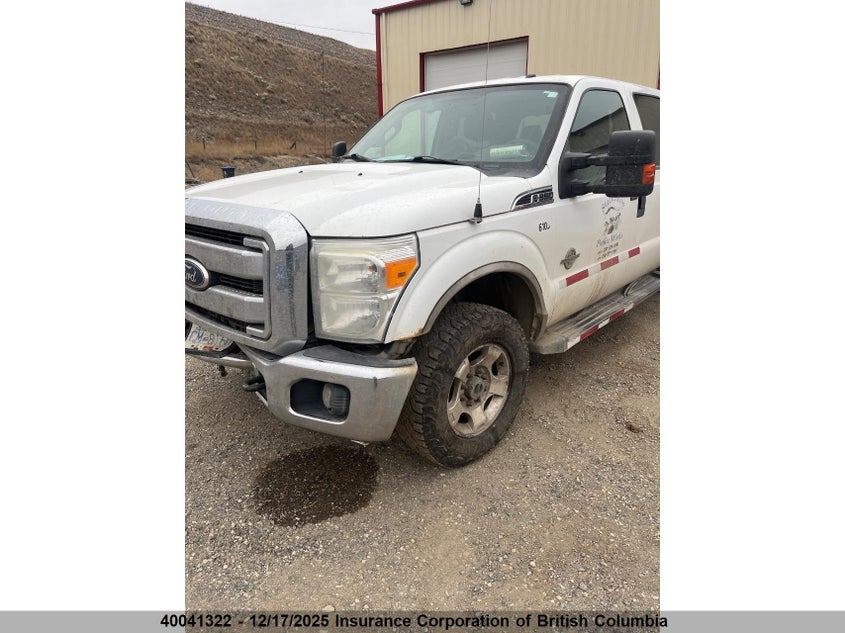 1FT8W3BTXBEC22996 2011 FORD F350 photo no. 2