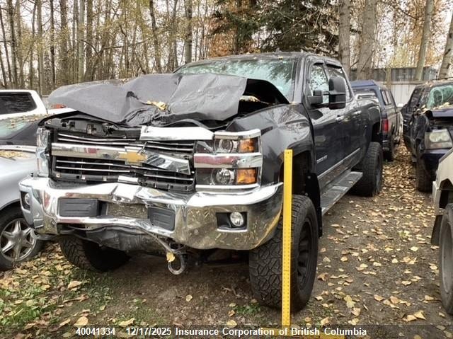 1GC4K0C87FF107307 2015 CHEVROLET SILVERADO photo no. 2