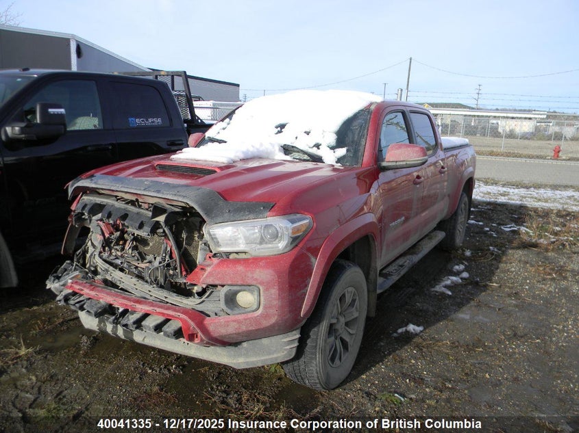 3TYDZ5BNXNT008239 2022 TOYOTA TACOMA photo no. 2