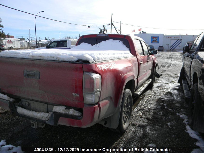 3TYDZ5BNXNT008239 2022 TOYOTA TACOMA photo no. 4