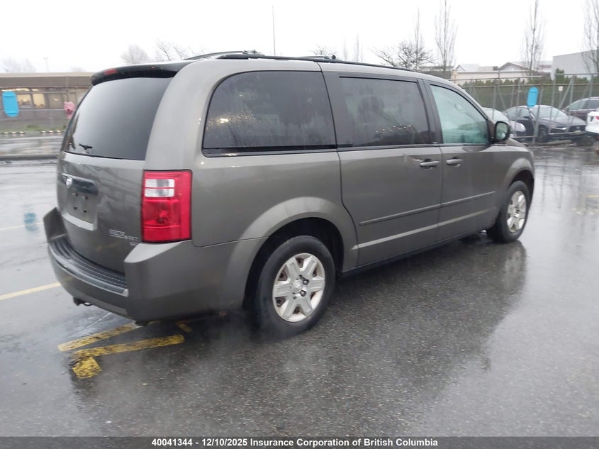 2D4RN4DE0AR190169 2010 DODGE CARAVAN photo no. 4