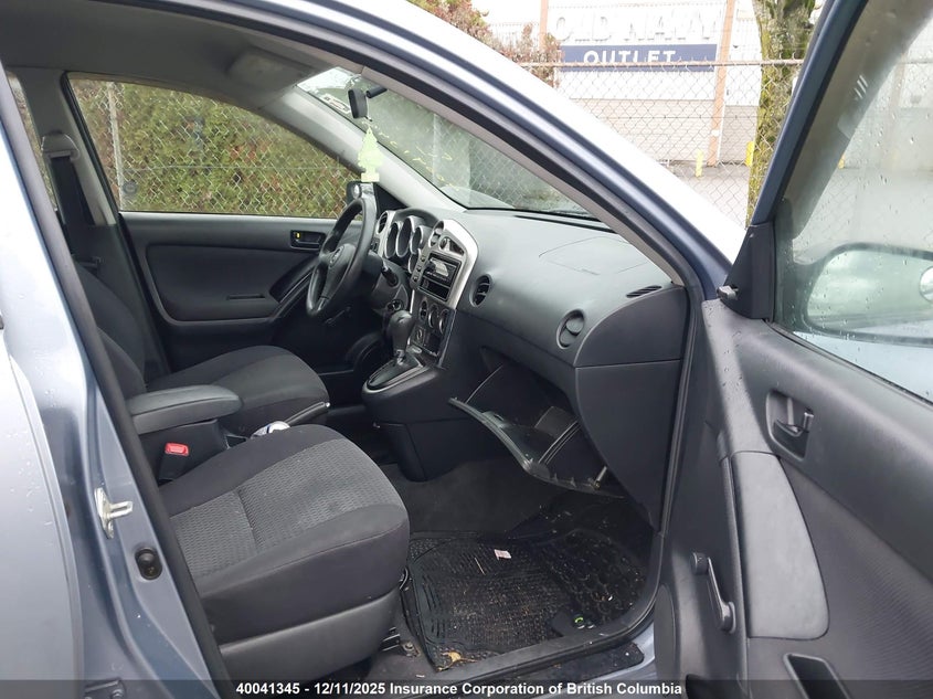 2T1KR32E56C593264 2006 TOYOTA MATRIX photo no. 5