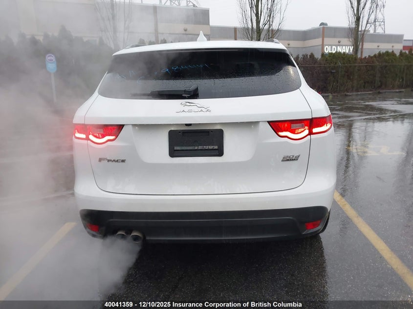 SADCK2FN8JA328580 2018 JAGUAR F-PACE photo no. 17