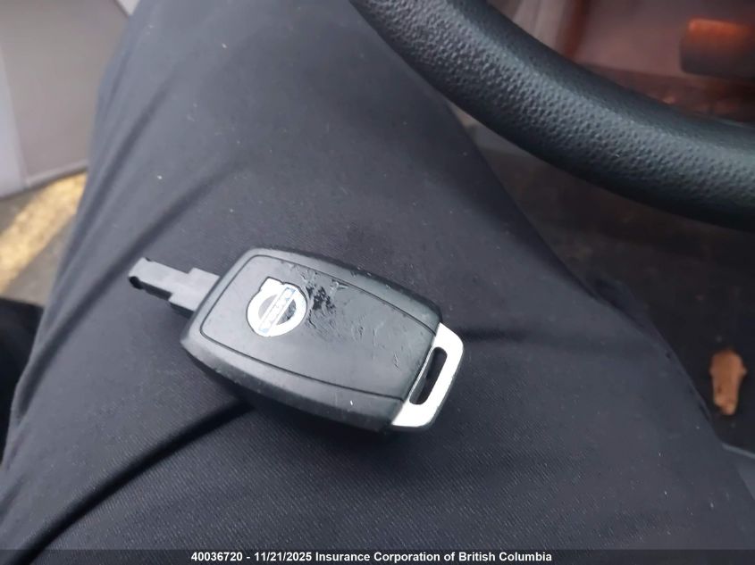 2009 Volvo S40 2.4I VIN: YV1MS382692460567 Lot: 40036720