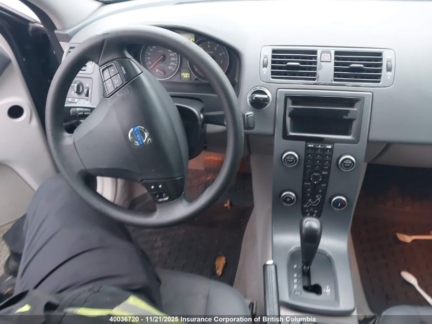 2009 Volvo S40 2.4I VIN: YV1MS382692460567 Lot: 40036720