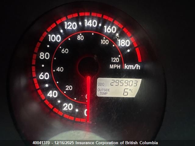 2005 Pontiac Vibe VIN: 5Y2SL63815Z401242 Lot: 40041370