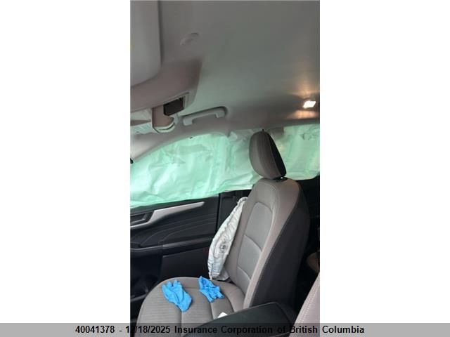 2021 Ford Escape S VIN: 1FMCU9F62MUA76377 Lot: 40041378