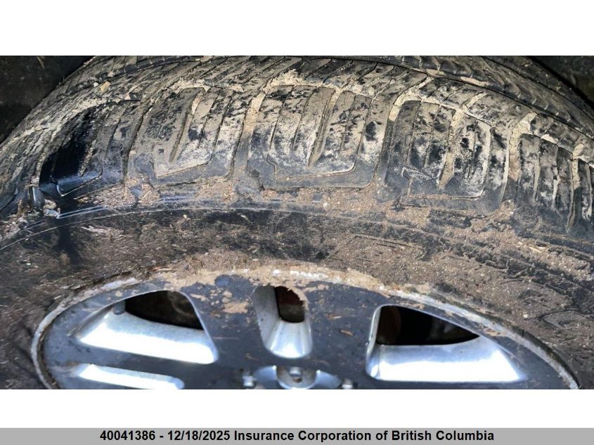 2007 Dodge Nitro Slt VIN: 1D8GU58KX7W677040 Lot: 40041386