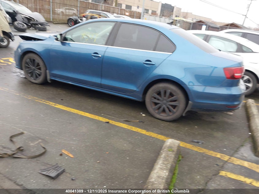 3VW267AJXGM339621 2016 VOLKSWAGEN JETTA photo no. 3