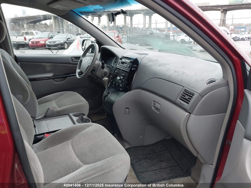 5TDZA29C55S362049 2005 TOYOTA SIENNA photo no. 5