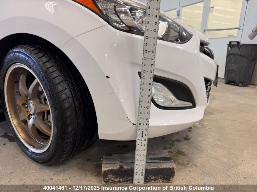 2013 Hyundai Elantra Gt VIN: KMHD35LE3DU139109 Lot: 40041461