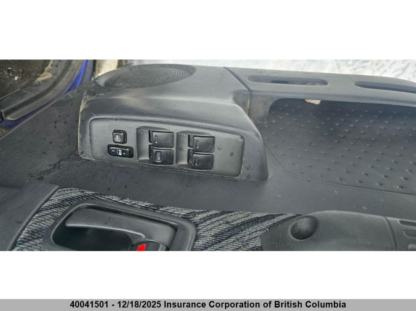 1998 Toyota Rav4 VIN: JT3HP10VXW0156592 Lot: 40041501