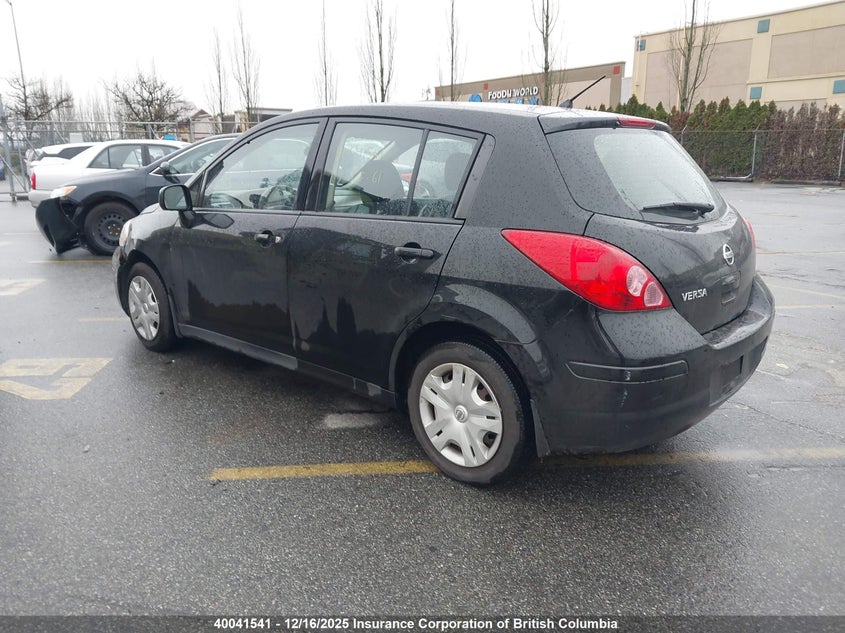 3N1BC1CP0BL373739 2011 NISSAN VERSA photo no. 3