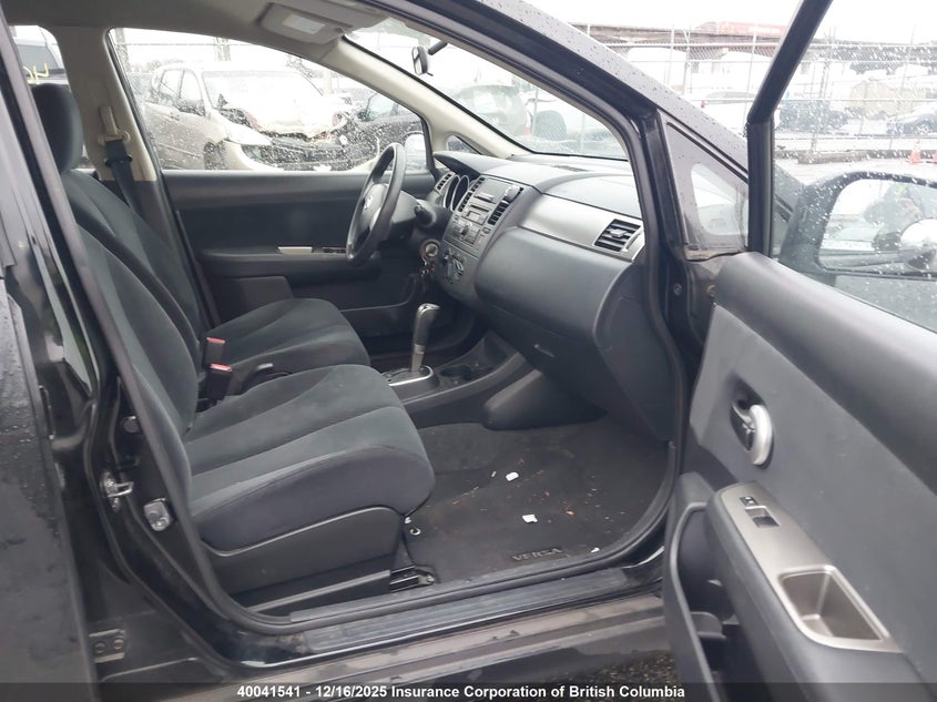 3N1BC1CP0BL373739 2011 NISSAN VERSA photo no. 5