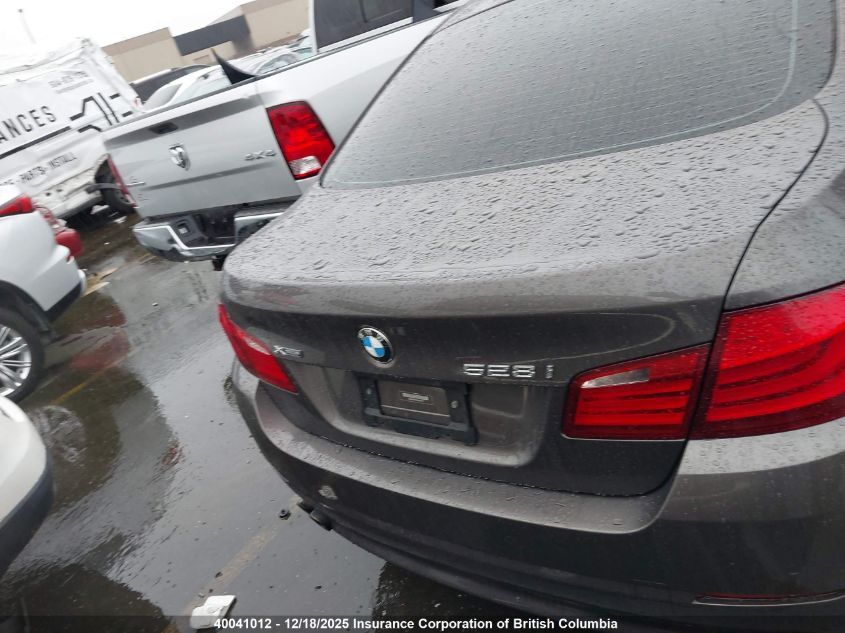 2013 BMW 528 Xi VIN: WBAXH5C53DDW12751 Lot: 40041012