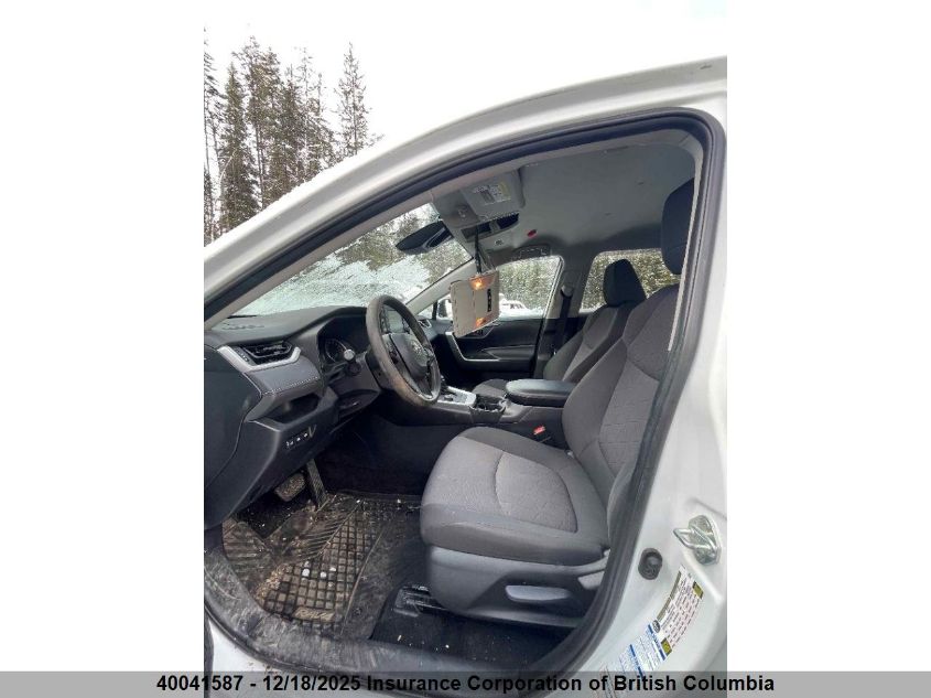 2019 Toyota Rav4 VIN: 2T3BWRFV0KW030631 Lot: 40041587