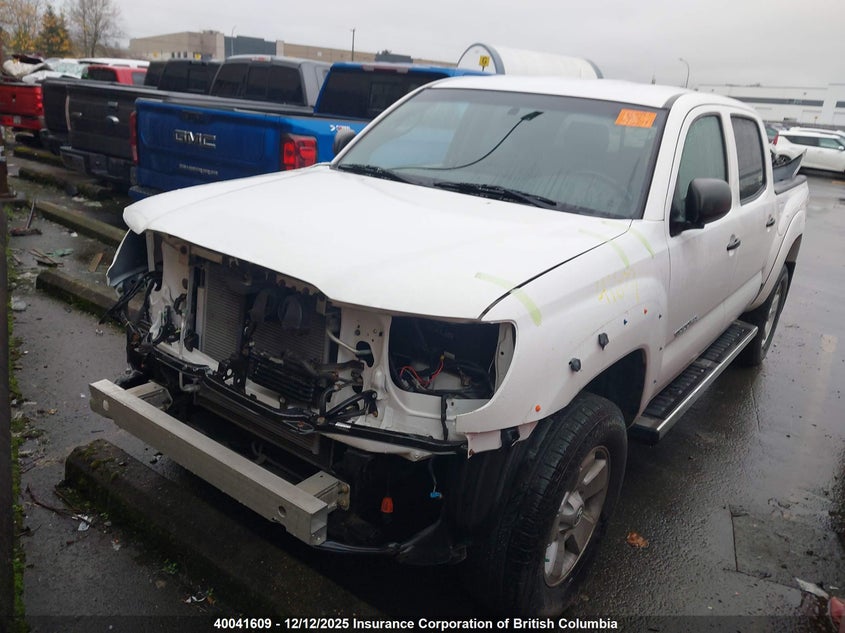 5TELU42N47Z382402 2007 TOYOTA TACOMA photo no. 2